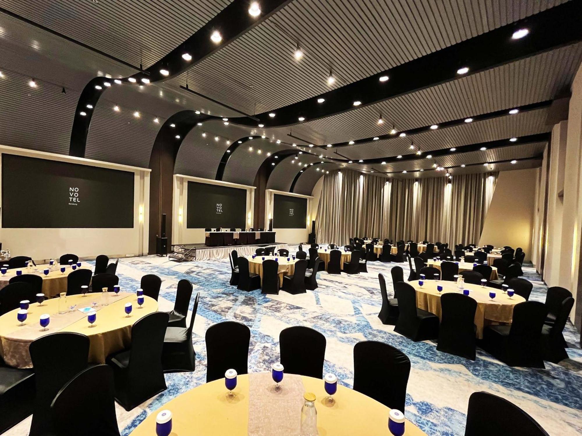 Novotel Bandung Zewnętrze zdjęcie